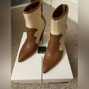 Dolce Vita Noraya Multi Leather Boot Size 8.5